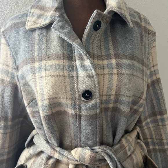 H&M coat - Picture 2 of 3